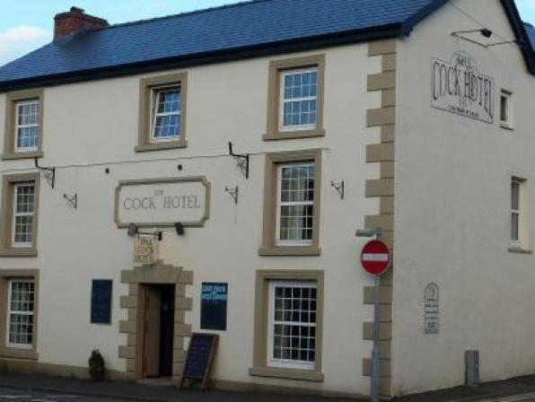 The Cock Hotel Bronllys Exteriér fotografie